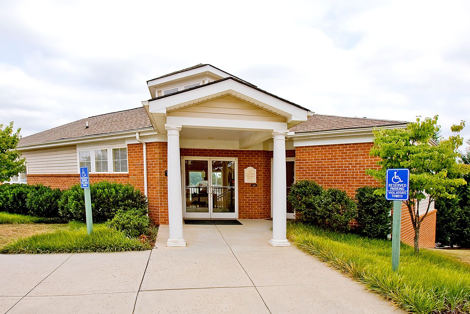 Vistas Lynchburg Apartments Clubhouse